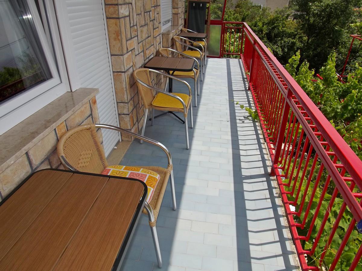 נובי ווינודולסקי Apartments Maricic 200 Meters From The Beach מראה חיצוני תמונה